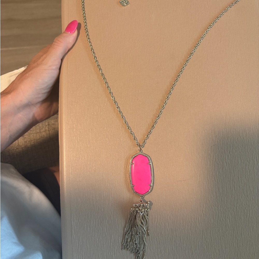 Pink and Gold Kendra Scott Pendant Tassel Necklace with Chain
